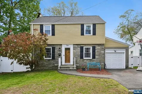 4 Greenwood Avenue West Orange NJ 07052