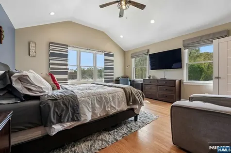 4 Greenwood Avenue West Orange NJ 07052