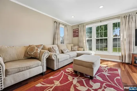 4 Greenwood Avenue West Orange NJ 07052