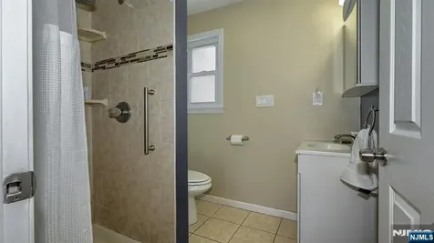 178 Jackson Avenue Rutherford NJ 07070