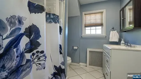 178 Jackson Avenue Rutherford NJ 07070