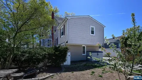 178 Jackson Avenue Rutherford NJ 07070