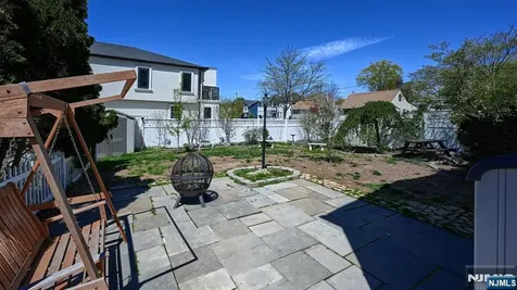 178 Jackson Avenue Rutherford NJ 07070