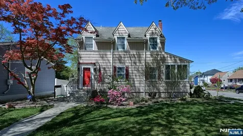 178 Jackson Avenue Rutherford NJ 07070