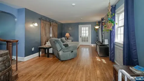 178 Jackson Avenue Rutherford NJ 07070