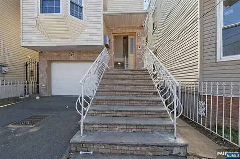 78 Beverly Street Newark NJ 07108