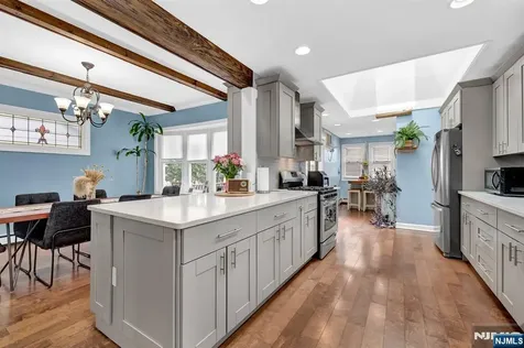 60 Vanderburgh Avenue Rutherford NJ 07070