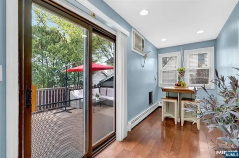60 Vanderburgh Avenue Rutherford NJ 07070