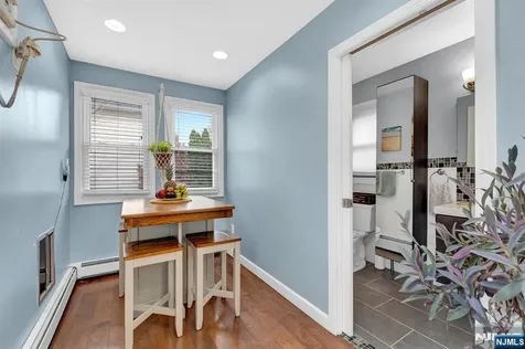 60 Vanderburgh Avenue Rutherford NJ 07070