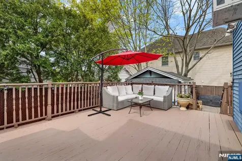 60 Vanderburgh Avenue Rutherford NJ 07070