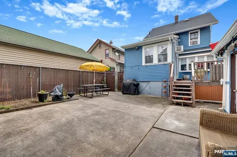 60 Vanderburgh Avenue Rutherford NJ 07070