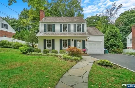 12 Lawrence Parkway Tenafly NJ 07670