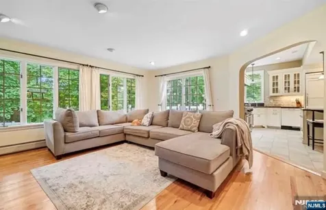 12 Lawrence Parkway Tenafly NJ 07670