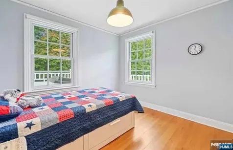 12 Lawrence Parkway Tenafly NJ 07670
