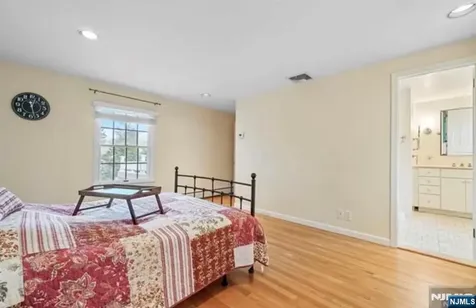 12 Lawrence Parkway Tenafly NJ 07670
