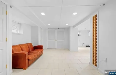 12 Lawrence Parkway Tenafly NJ 07670