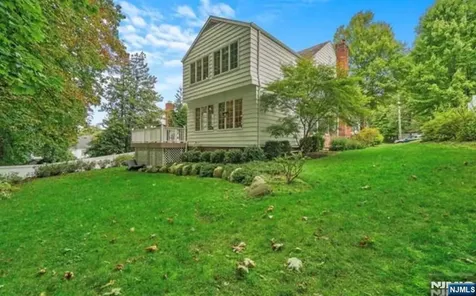 12 Lawrence Parkway Tenafly NJ 07670