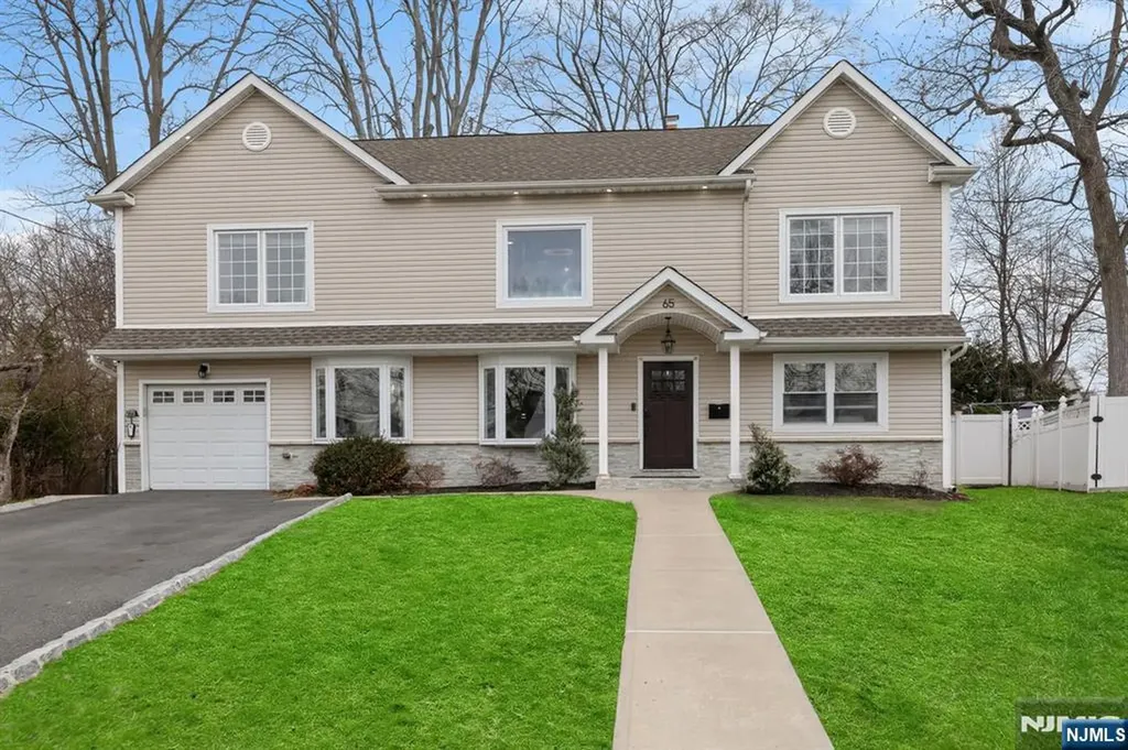 65 Clinton Park Drive Bergenfield NJ 07621