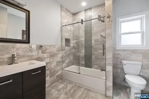65 Clinton Park Drive Bergenfield NJ 07621
