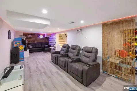 65 Clinton Park Drive Bergenfield NJ 07621