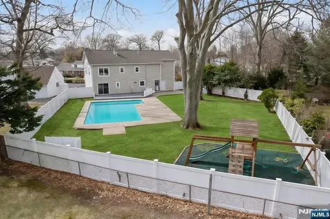 65 Clinton Park Drive Bergenfield NJ 07621