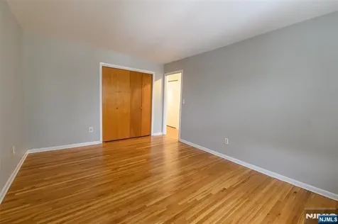1-15 Coles Avenue Hackensack NJ 07601