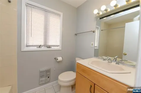 1-15 Coles Avenue Hackensack NJ 07601