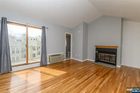1-15 Coles Avenue Hackensack NJ 07601