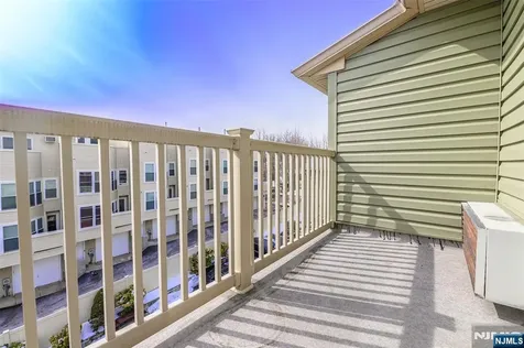 1-15 Coles Avenue Hackensack NJ 07601