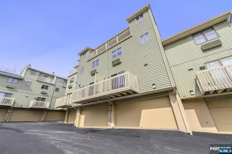 1-15 Coles Avenue Hackensack NJ 07601
