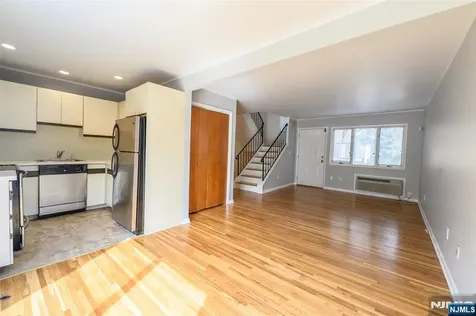 1-15 Coles Avenue Hackensack NJ 07601