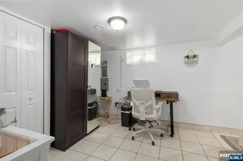 61 Highland Avenue Bergenfield NJ 07621