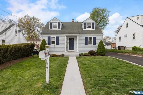 61 Highland Avenue Bergenfield NJ 07621