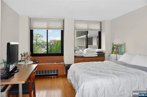 200 Winston Drive Cliffside Park NJ 07010