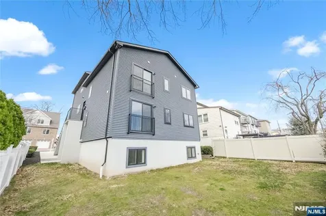 270 Lafayette Avenue Lyndhurst NJ 07071