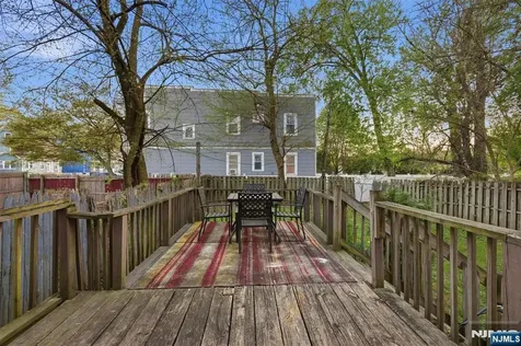 83 Hamilton Street East Orange NJ 07017