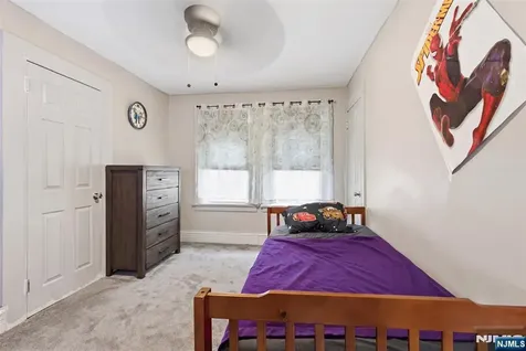 83 Hamilton Street East Orange NJ 07017