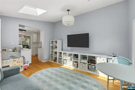 37 Oak Street Tenafly NJ 07670