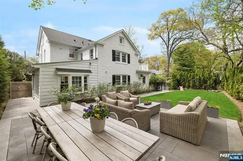 37 Oak Street Tenafly NJ 07670