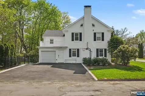 37 Oak Street Tenafly NJ 07670