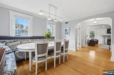 37 Oak Street Tenafly NJ 07670