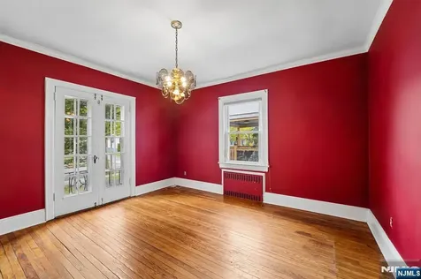 122 Holland Road South Orange Village NJ 07079