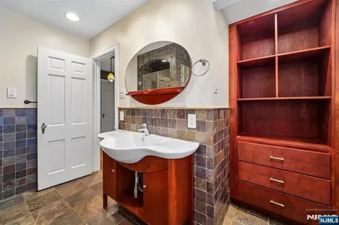122 Holland Road South Orange Village NJ 07079