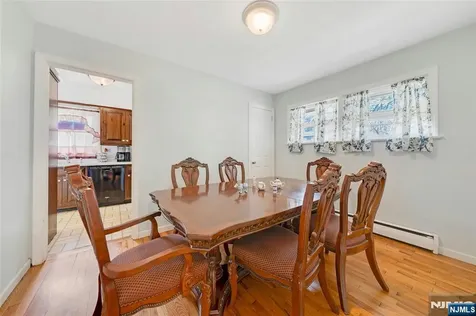 137 Lincoln Place Waldwick NJ 07463