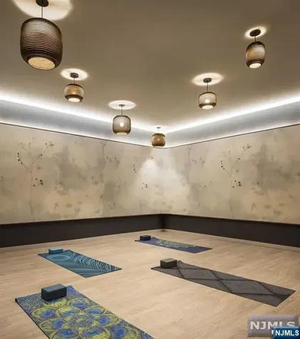 320 Adolphus Avenue Cliffside Park NJ 07010