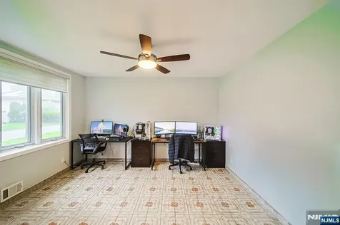 44 Roosevelt Street Little Ferry NJ 07643