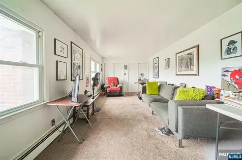 44 Roosevelt Street Little Ferry NJ 07643