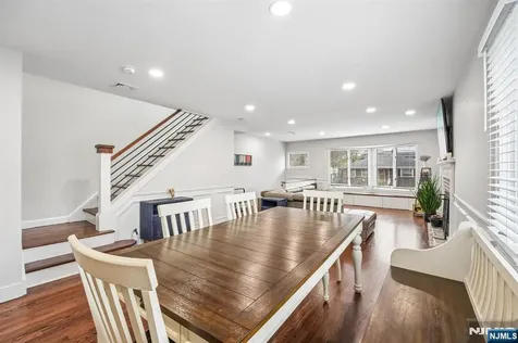 2451 Leighton Fort Lee NJ 07024