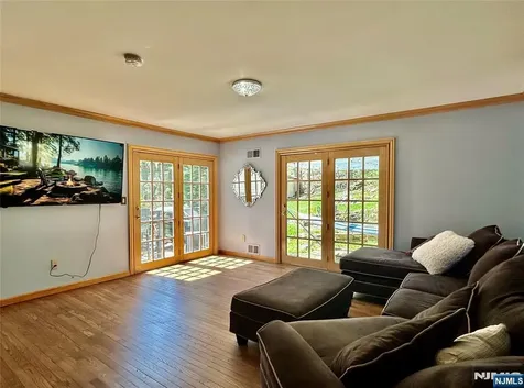 157 Glen Road Denville Township NJ 07834