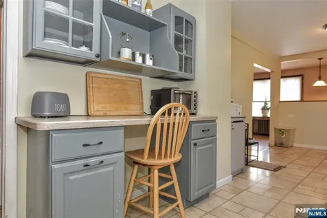 247 Grove Street Lodi NJ 07644